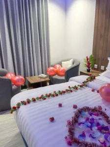 زهرة النزلاء - Aş Şaḩanah