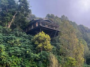 Waterfall Lodge Wood-Fire place, Sauna & Ice-Bath