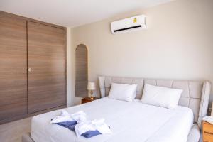 3 Bed Pool Villa Near The Beach - KBR29