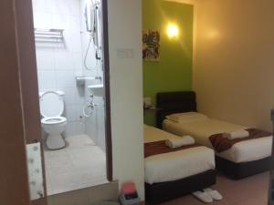 Gold star Kemaman