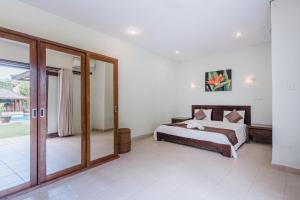 9 Bedroom Villa Vista Seminyak