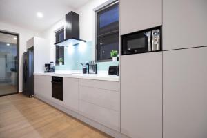 Sumptuous 4 bedroom pool villa at rawai beach RB 2