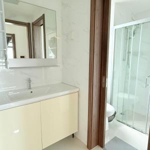 Seaview 2B2R 10pax Condo Forest City 3C-1608