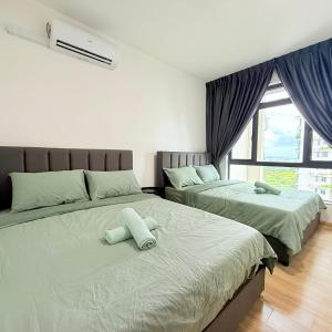 Seaview 2B2R 10pax Condo Forest City 3C-1608
