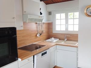 Maison à LHerbaudière pour 7 pers. proche plage avec studio indépendant - FR-1-823-13