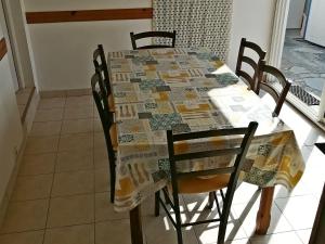 Maison à LHerbaudière pour 7 pers. proche plage avec studio indépendant - FR-1-823-13