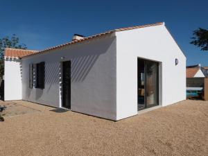 Maison neuve avec piscine privative à Noirmoutier - 10 personnes - FR-1-823-28