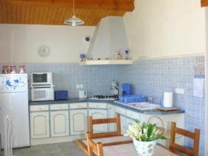 Maison à LÉpine, proche Plage & Commerces, 46 Pers. - FR-1-823-44