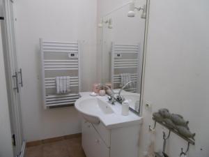 Maison confortable 4 pers. avec jardin fermé à LÉpine, proche plage - FR-1-823-27