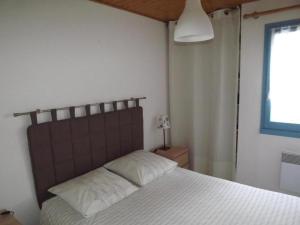 Maison mitoyenne confortable, proche plage et forêt - FR-1-823-35