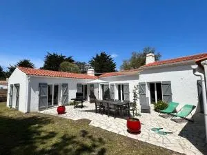 Maison spacieuse à Barbâtre, proche plage, pour 8 personnes - FR-1-823-40 - 巴尔巴特尔