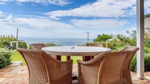 Sea View Serenity - Stunning Ocean Views