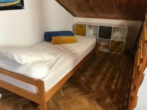 Maison mitoyenne 4 pers à Barbâtre proche plage - FR-1-823-90