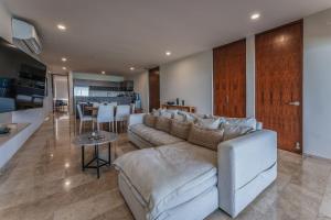 Zirene, Depto con jacuzzi priv