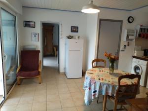 Maison 4 pers. avec jardin clos - 400m plage, LÉpine - FR-1-823-130