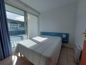 Appartements Charmant T2 avec piscine a 2 min de la plage - FR-1-239-1104 : photos des chambres