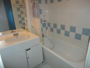 Appt climatisé, 4 pers, piscine et parking - Le Grau-du-Roi - FR-1-250-300