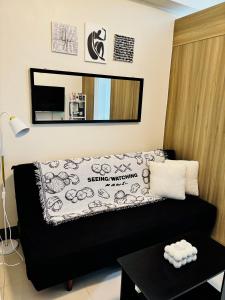 Serenitude Staycation by Khaila - Fame Residences