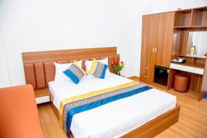 GIA BẢO HOTEL 1116 Huỳnh tấn phát