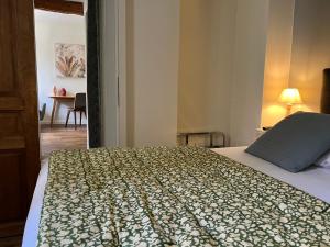 Le Clos dOrange - Hotel & ville de Provence