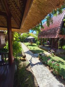 Ketewel Bed and Breakfast Kshanti Room