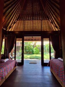 Ketewel Bed and Breakfast Kshanti Room