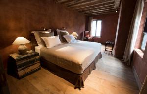 Deluxe Double Room room in Townhouse Weisses Kreuz