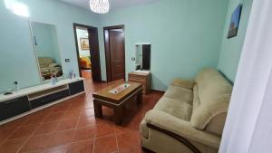 Calmly, spacious apartment next to USA embassy