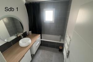 Villas Villa neuve sans vis a vis avec piscine privee : photos des chambres