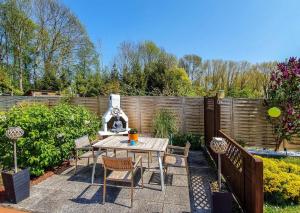 Große Wohnung mit Parkplatz Garten und Terrasse