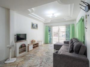 Zaina Home Halal حل