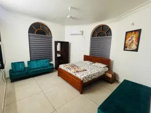 Rose Villa - Trippapur