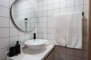 Dream 1 BdR Kamala Beach Free Parking WiFi Gym