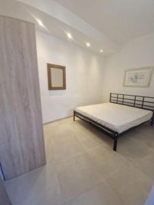 Senglea House