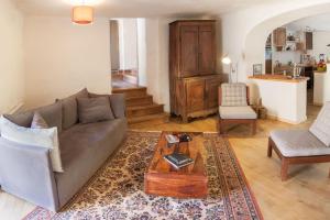 Maisons de vacances Domaine du Roc Gites 34 personnes : photos des chambres