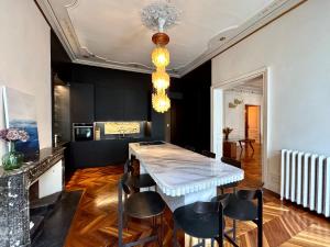 Le Palais de Verdun - 3 CH-6P - 140 m2