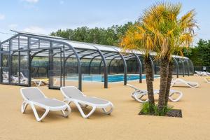 Campings Camping paradis les pins : photos des chambres