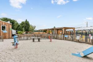 Campings Camping paradis les pins : photos des chambres