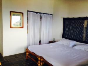 Luxury & sustainable villa on the sea