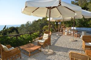 Luxury & sustainable villa on the sea