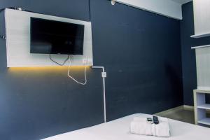 Cozy and Tranquil Studio Apartment at Aeropolis Residence By Travelio