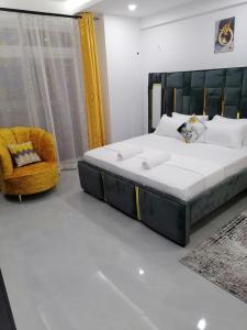 Roma Stays - 3bedroom Apartment at Aqua Gardens Near to CityMall