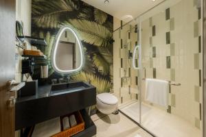 080 Transit Hotel, T2