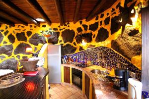 CORA - Beheizter Pool, Sauna, traumhafter Meerblick, Billiard, Tischtennis, sehr ruhig