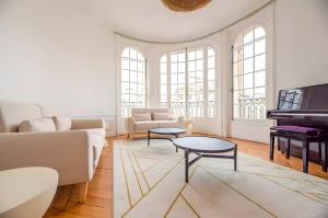 TBS 324 - Superb apartment with Eiffel Tower view