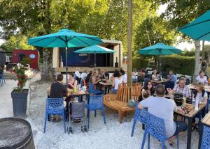 Campings Camping paradis les pins : photos des chambres