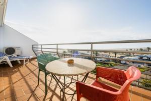 WELCS APARTAMENTO 221 EMP frente al mar