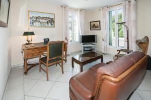 maison proche du marche - 8798
