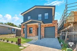 KozyGuru Cobbitty Brand New Stylish 4BR House - Camden