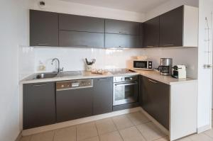 appartement dans une residence en front de mer - 4910 - 3hvězdičkové hotely ve městě Soulac-sur-Mer